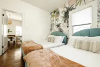 Walk2SpookyNook~GameRoom~Theater~Modern~MiamiOH~ - 무료 와이파이