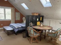 Private  Spacious  Pet Friendly  Studio / Loft - 3-Star