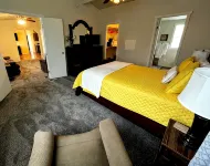 ★Entire House♥Pickle-ball★BBQ★WiFi/Arcade/Games★Basketball★Volleyball★Fire Pit - 2-Star