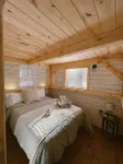 COZY PSU Rustic Tiny Home and Fishing Retreat - 3-Star