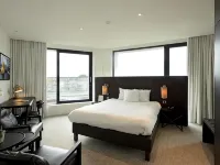 Parkhotel Kortrijk Отели рядом с достопримечательностью «Башни Броэль»