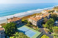 High End Oceanfront Home, a 2 min walk to Beach, Shops, Dining & More in Solana - Wi-Fi