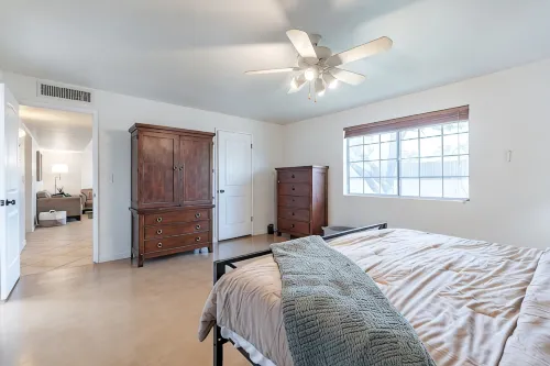 Charming 4-bedroom house, family and pet friendly, in desirable east Tucson! - 방갈로