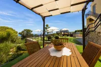 Pater Meus Suites - Kitchens