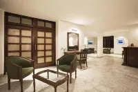 Alpana Hotel - 送迎