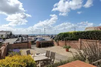 2 Cobb View - Apartments