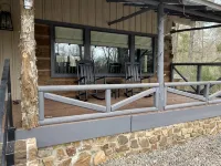 Modern cabin on beautiful Lake Greeson 45 minutes from Hot Springs! - Boutique