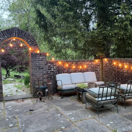 Magnificent Historic Mansion on 12 Acres with Flower Gardens. Pet Friendly