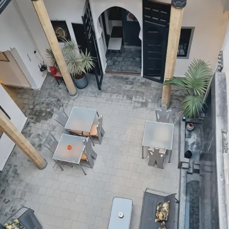 Riad7