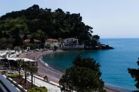 Seafront Apartments Petrovac - Ocean View
