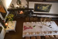 Demeures & Châteaux Domaine de la Grange de Condé - breakfast