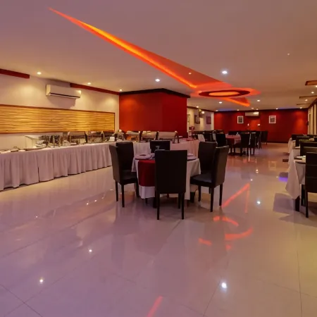 Rose Oasis Hotel
