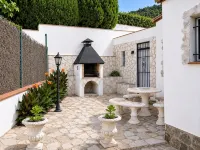 A Beautiful House Surrounded by an Idyllic Garden with a Saltwater Pool. - 3-Star