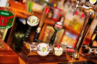 The Little Crown Inn Hôtels à : Abertillery