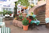 Zum Schwan Hotel – Restaurant Hotels in Ruppertsweiler