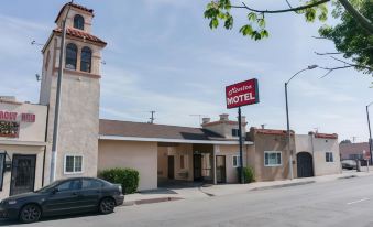 Mission Motel - Housity