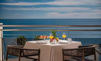 Estepona Hotel & Spa Resort