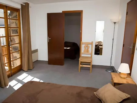 Adonis le Chastellan Отели в г. Пуге-Тенье