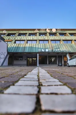 Moon Palace Hotel Hotels in Arese