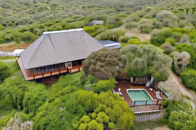 Barefoot Addo Elephant Lodge Hotels in Kromriver