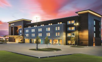 Hampton Inn & Suites Wichita-Northeast