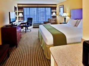 Holiday Inn Express & Suites Perry