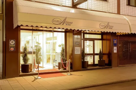 Trip Inn Hotel Ariane Отели рядом с достопримечательностью «Кёльнская бизнес-школа»