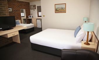 Bega Downs Motor Inn