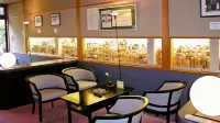 Wakaba Ryokan Hotels in Саката
