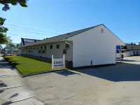 Broadway Court Motel فنادق في Manasquan