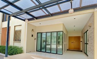 Calamint Residence Hotel