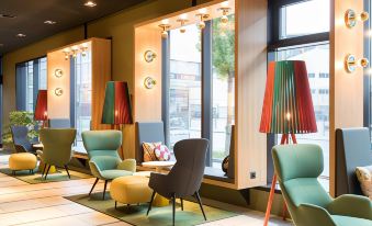 Holiday Inn Zurich - Messe, an IHG Hotel