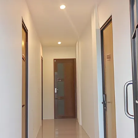 Merpati Homestay Jember Отели в г. Джембер
