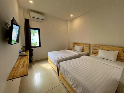 Urbanview Hotel Medio Inn Palu by RedDoorz Hoteles en Mantikulore
