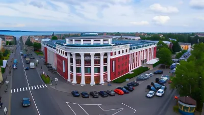 謝韋爾納亞飯店 Karelian hut附近的飯店