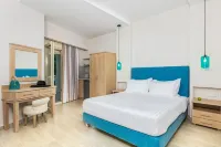 Nikolas Studios