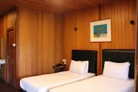 Emaki Almasoem Resort Hotels in Cibogo