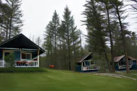 Fairmont Mountain Bungalows فنادق في إيست كوتيناي إف