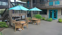 Pepper Tree Inn Hotels in West Slope