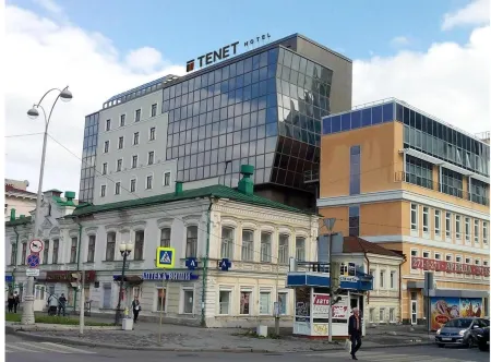 Tenet Hotel