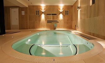 Royal York & Faulkner Hotel - Housity