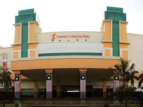 T+ Hotel Butterworth
