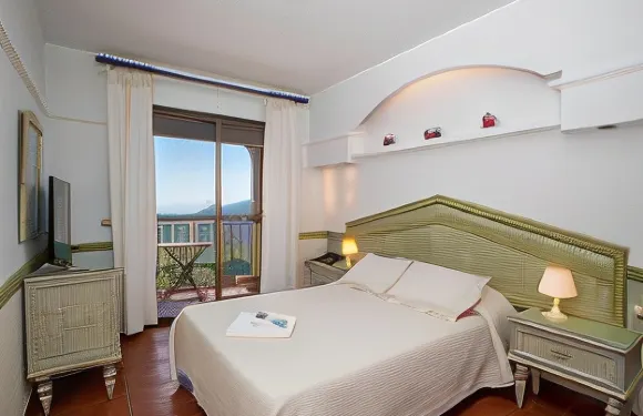 孔佩塔陽台別墅酒店