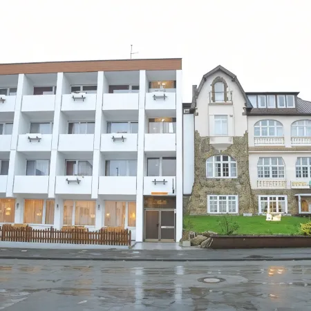 Hotel am Asenberg - Bad Salzuflen - nähe Messe, Schnelles Wlan, Freie Parkplätze,