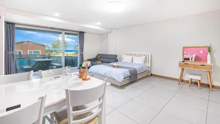 Yangyang Oceanvibe Отели рядом с достопримечательностью «Yangyang Surfyy Beach»