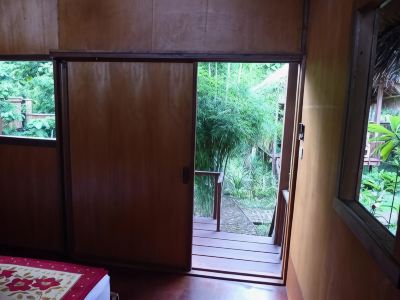 Shibui Garden Bungalows and Restaurant