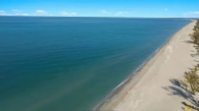 Private House with Pool and Spa!