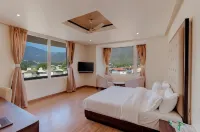 Hotel Vasundhara Palace