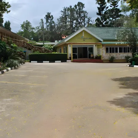 Little Woods Inn