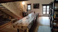 Gîte de La Tour Hotels in Pouzols